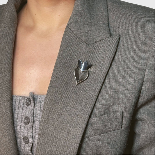 Broche zilveren tulp
