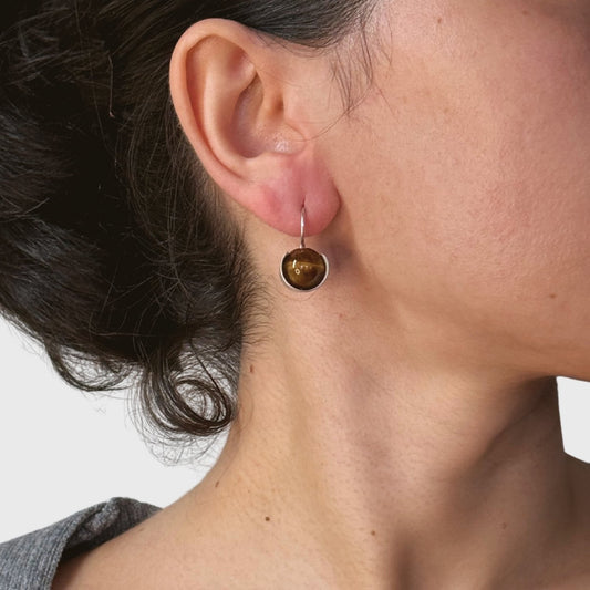 Zilveren schilletjes parel oorbellen