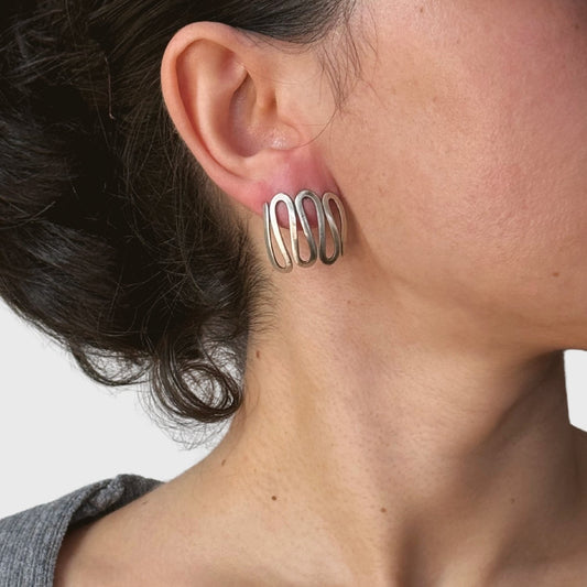 Zigzag golf knop oorbellen