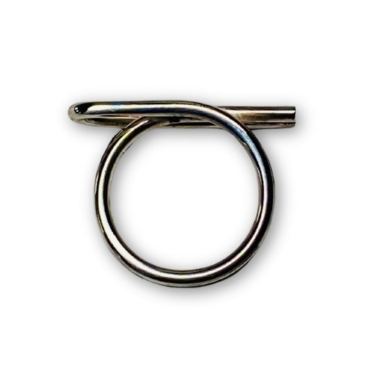 Een gebogen draadring