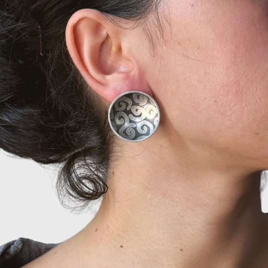 Zilveren schotel oorbellen