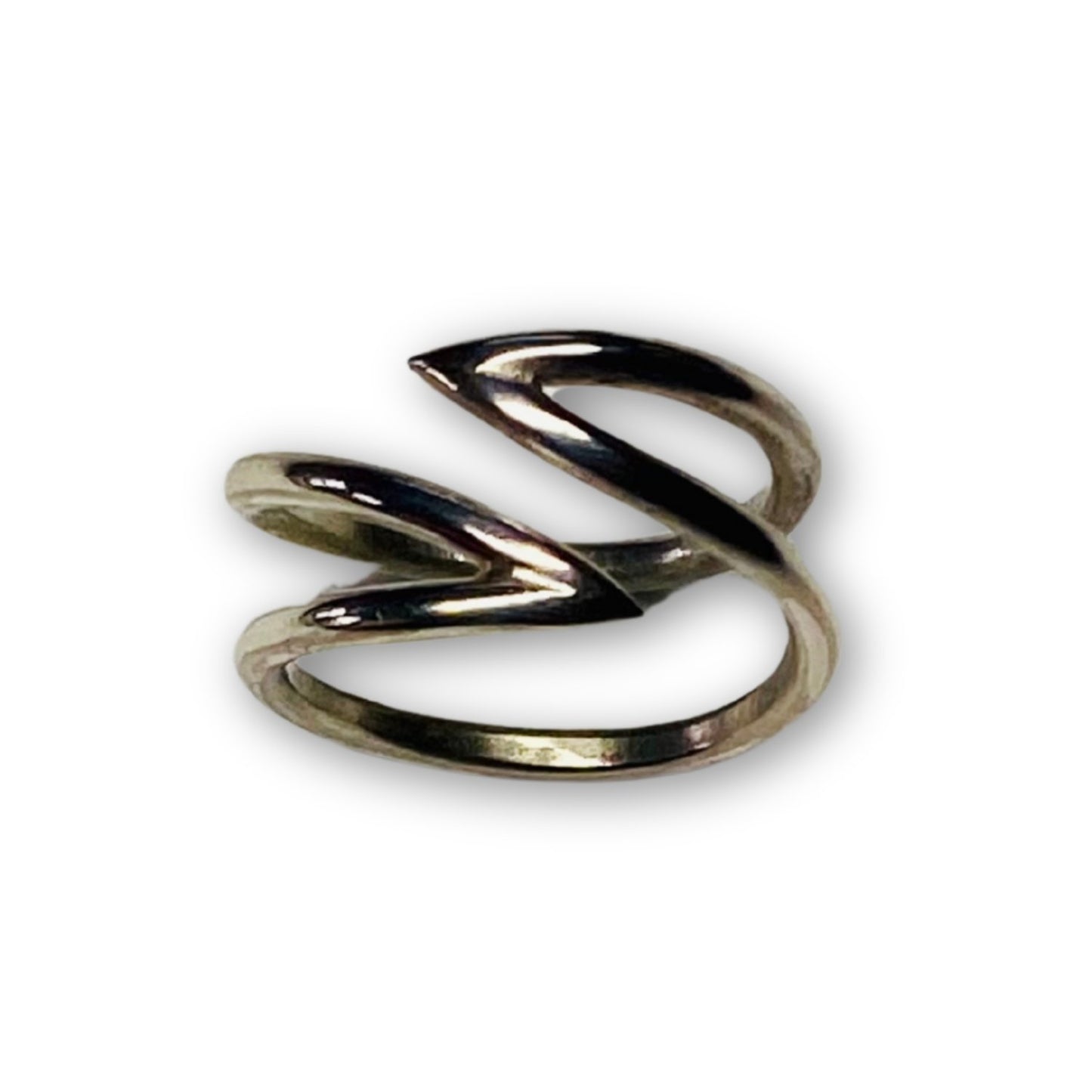 Open gewerkte punten ring