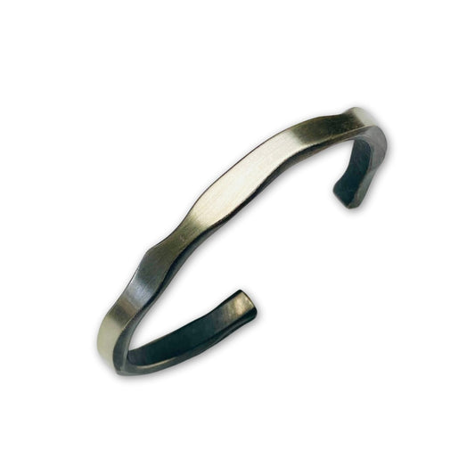 Zware grof gevijlde armband