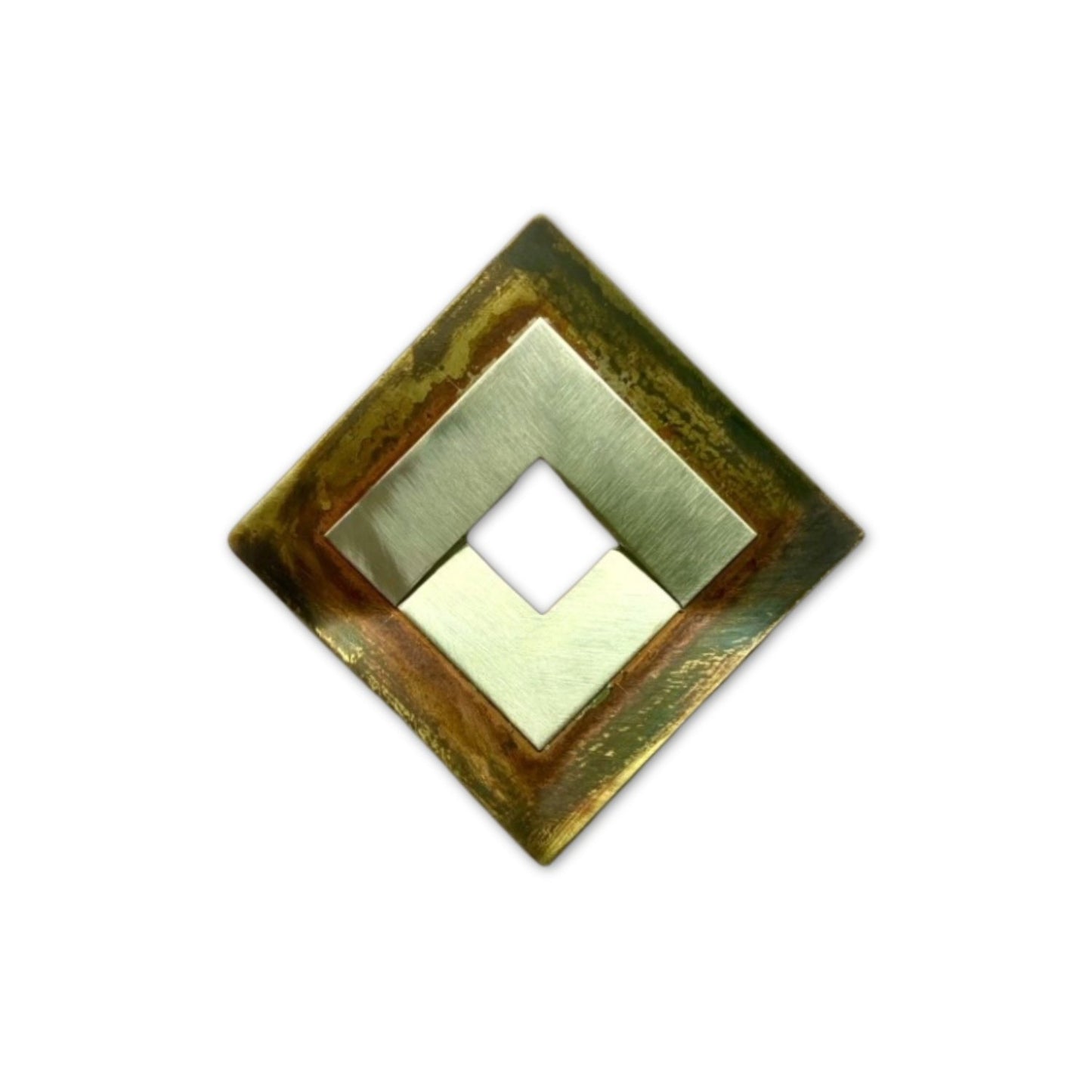 Broche met strak kader