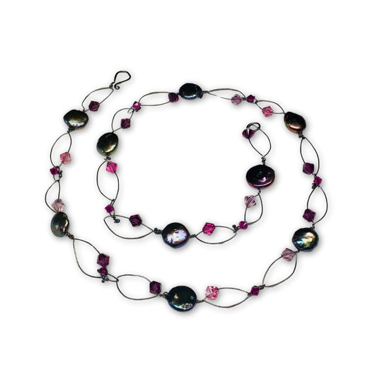 Opengewerkt parel kristal collier