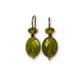 Gold-filled oorbellen met peridot
